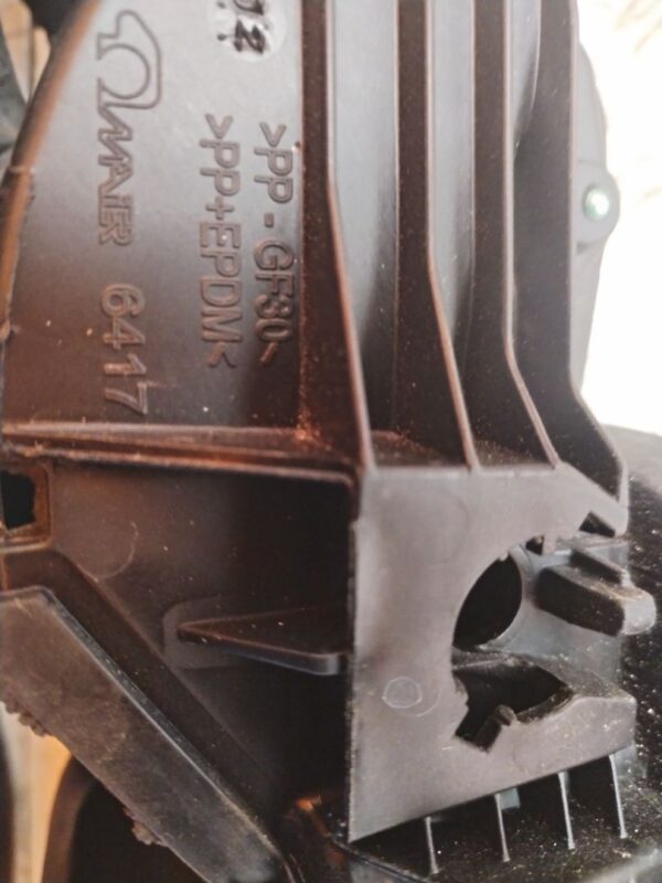 TAPA EXTERIOR COMBUSTIBLE 128355