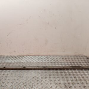 SOPORTE / GUIA PUERTA CORREDERA 130477