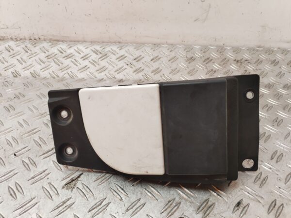 TAPA EXTERIOR COMBUSTIBLE 130448