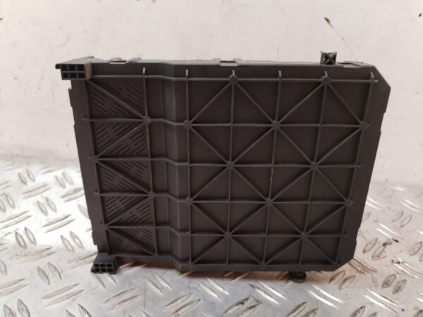 CAJA RELES / FUSIBLES 129968