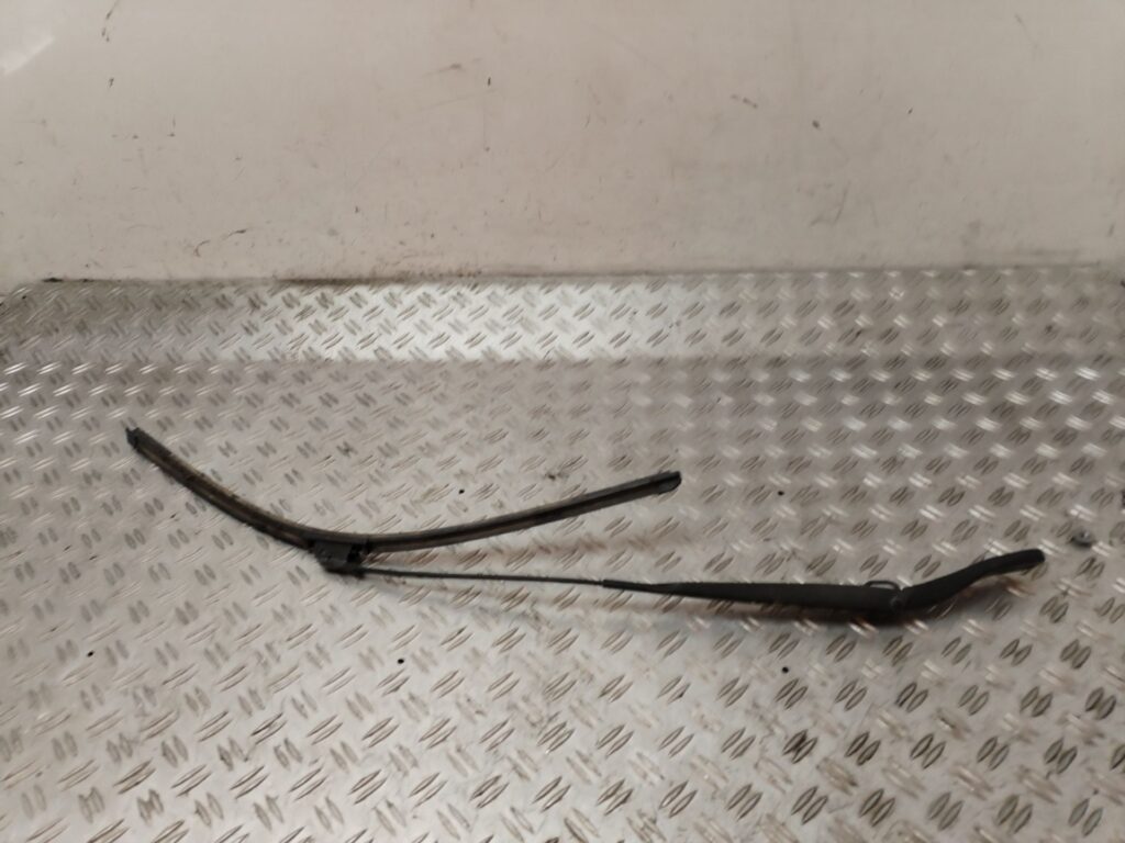 BRAZO LIMPIA DELANTERO IZQUIERDO 130061
