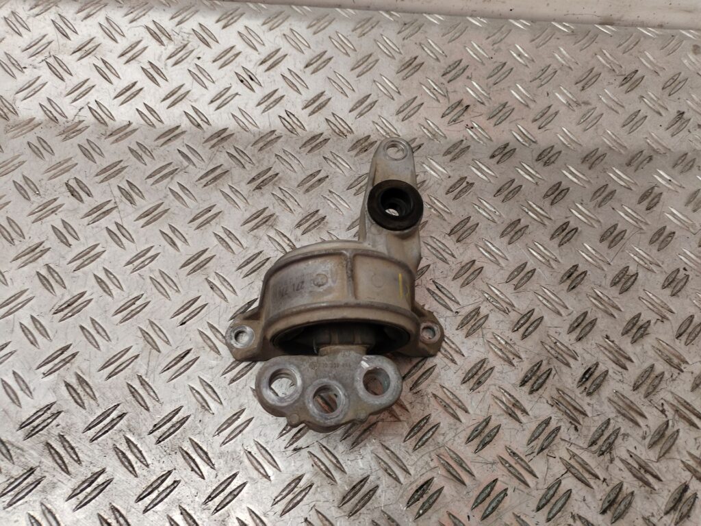 SOPORTE MOTOR 130240