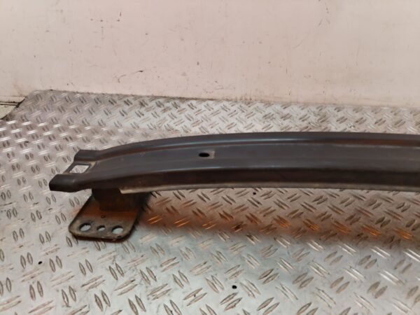 REFUERZO PARAGOLPES DELANTERO 130555
