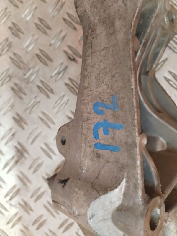 SOPORTE ALTERNADOR 129712