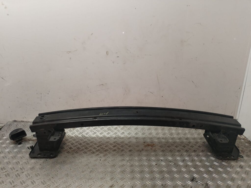 REFUERZO PARAGOLPES DELANTERO 129400