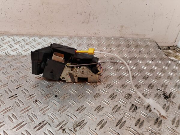 CERRADURA PUERTA DELANTERA IZQUIERDA 129991