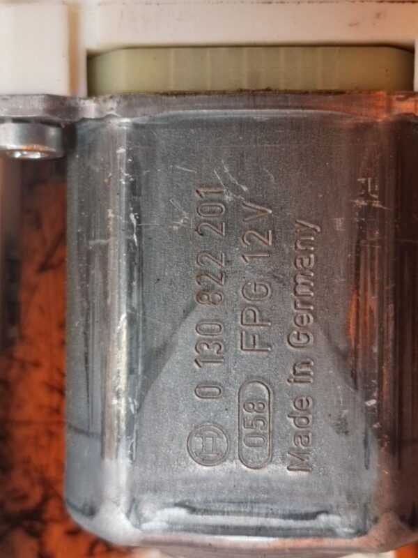 MOTOR ELEVALUNAS DELANTERO DERECHO 130499
