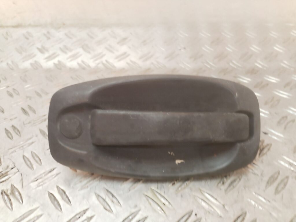MANETA EXTERIOR DELANTERA DERECHA 130003