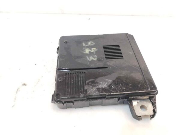 CAJA RELES / FUSIBLES 124002