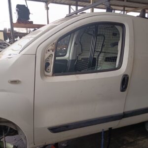 PUERTA DELANTERA IZQUIERDA 129930