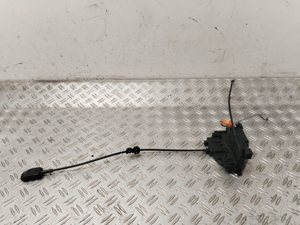 CERRADURA PUERTA DELANTERA IZQUIERDA 130027