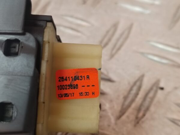 MANDO ELEVALUNAS DELANTERO IZQUIERDO 130263