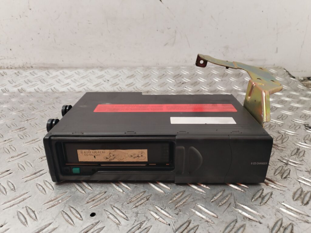 SISTEMA AUDIO / RADIO CD 130044