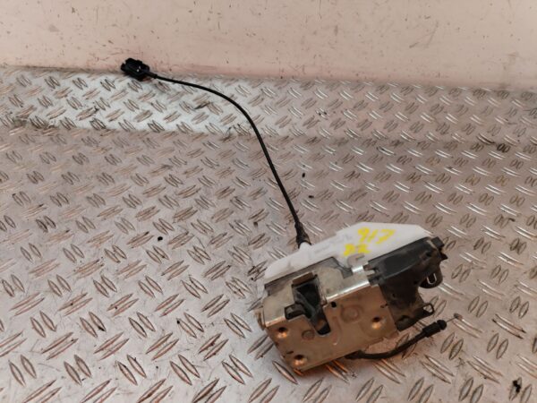 CERRADURA PUERTA DELANTERA DERECHA 128951