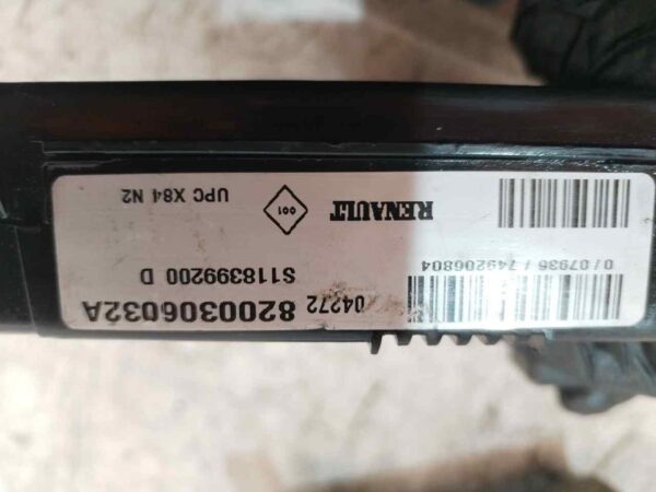 CAJA RELES / FUSIBLES 124002