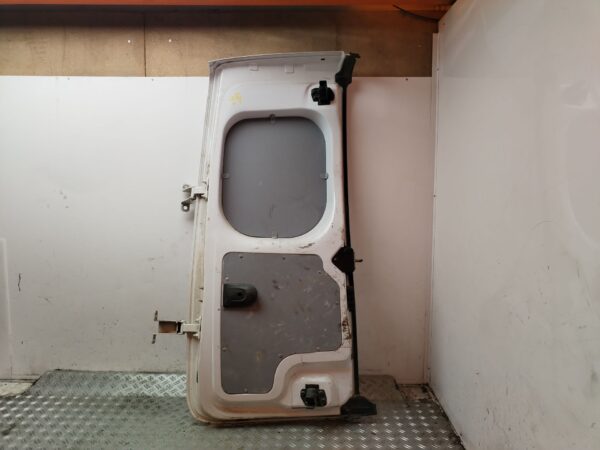 PUERTA TRASERA DERECHA 129544