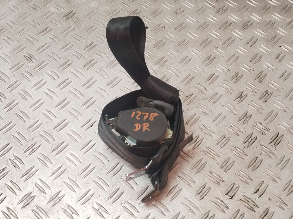 CINTURON SEGURIDAD DELANTERO DERECHO 130273