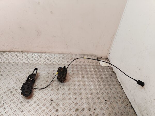 CERRADURA PUERTA DELANTERA IZQUIERDA 130451