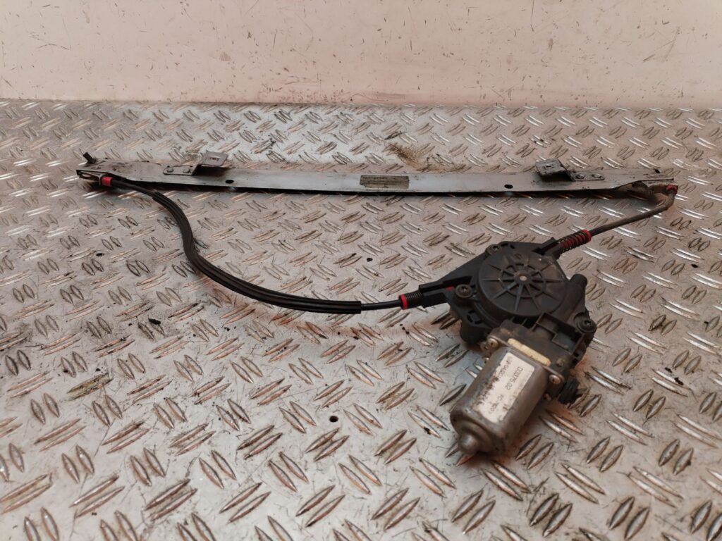 ELEVALUNAS DELANTERO IZQUIERDO 128657