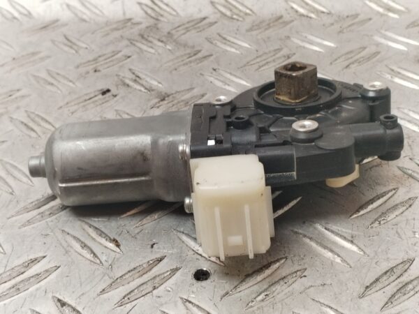 MOTOR ELEVALUNAS DELANTERO IZQUIERDO 129699
