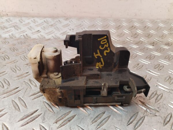 CERRADURA PUERTA DELANTERA IZQUIERDA 129421