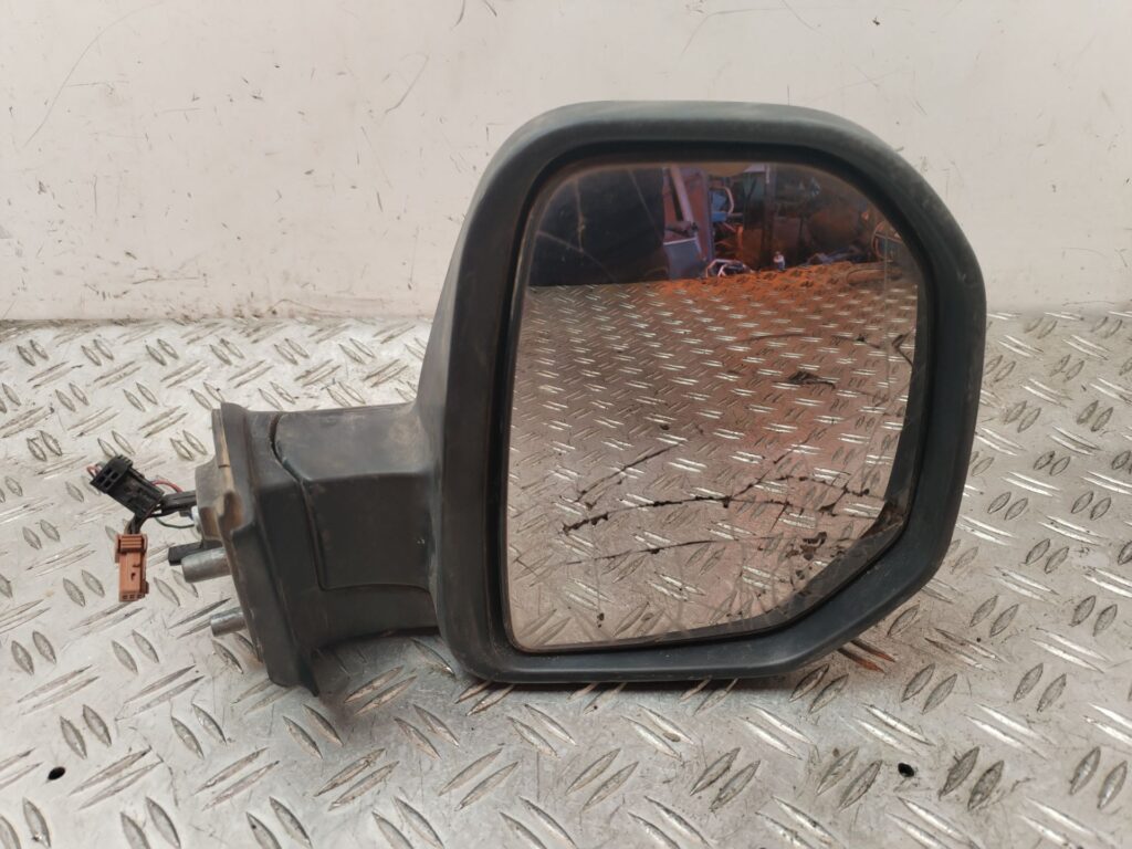 RETROVISOR DERECHO 130538