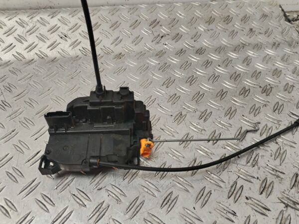 CERRADURA PUERTA DELANTERA IZQUIERDA 130027