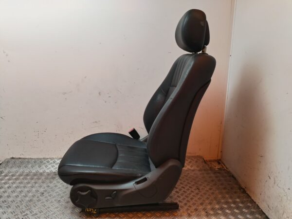 ASIENTO DELANTERO IZQUIERDO 129595