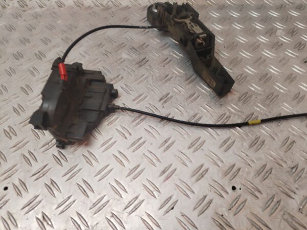 CERRADURA PUERTA DELANTERA DERECHA 130290