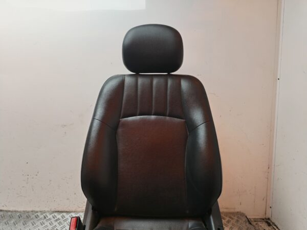ASIENTO DELANTERO IZQUIERDO 129595