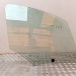 LUNA DELANTERA DERECHA 130305