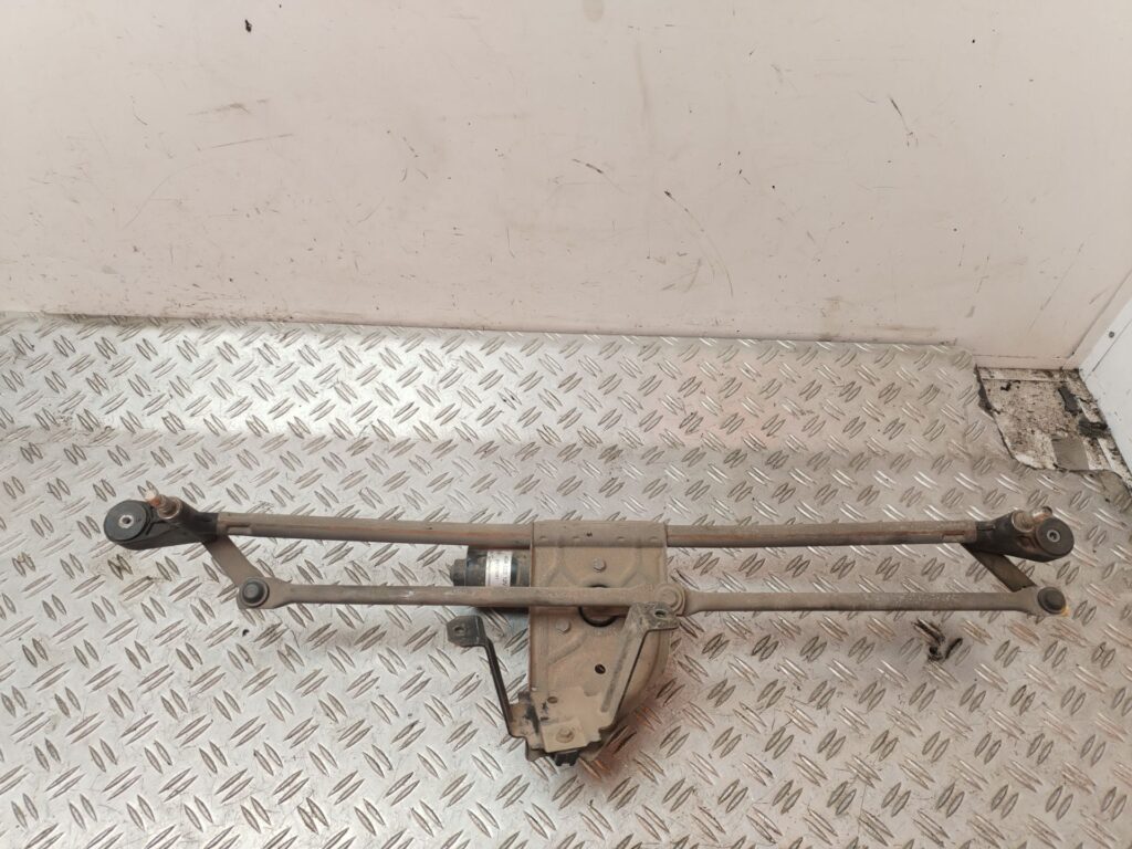 MOTOR LIMPIA DELANTERO 129872