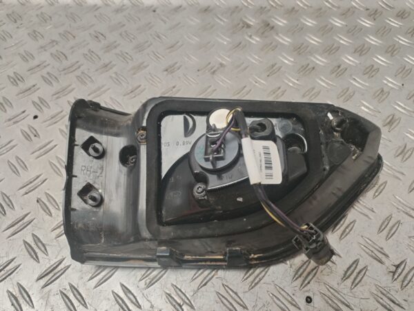 PILOTO TRASERO DERECHO INTERIOR 129442