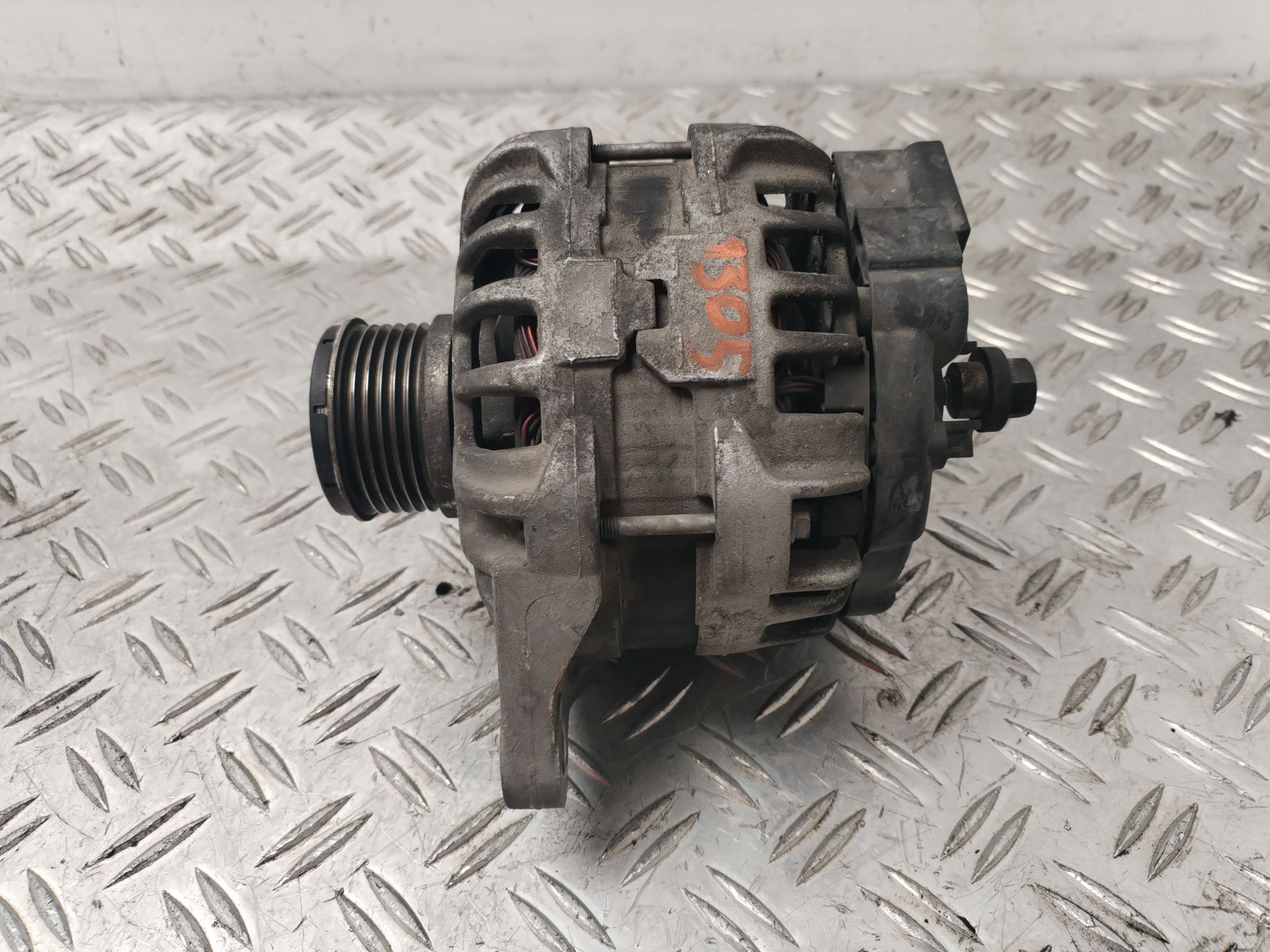 ALTERNADOR 130586