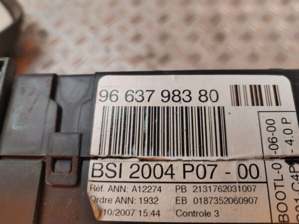 CAJA RELES / FUSIBLES 129720