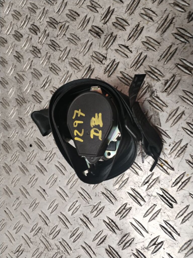 CINTURON SEGURIDAD DELANTERO IZQUIERDO 130121