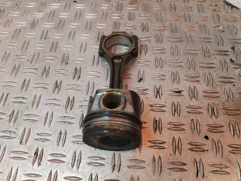 PISTON 130347