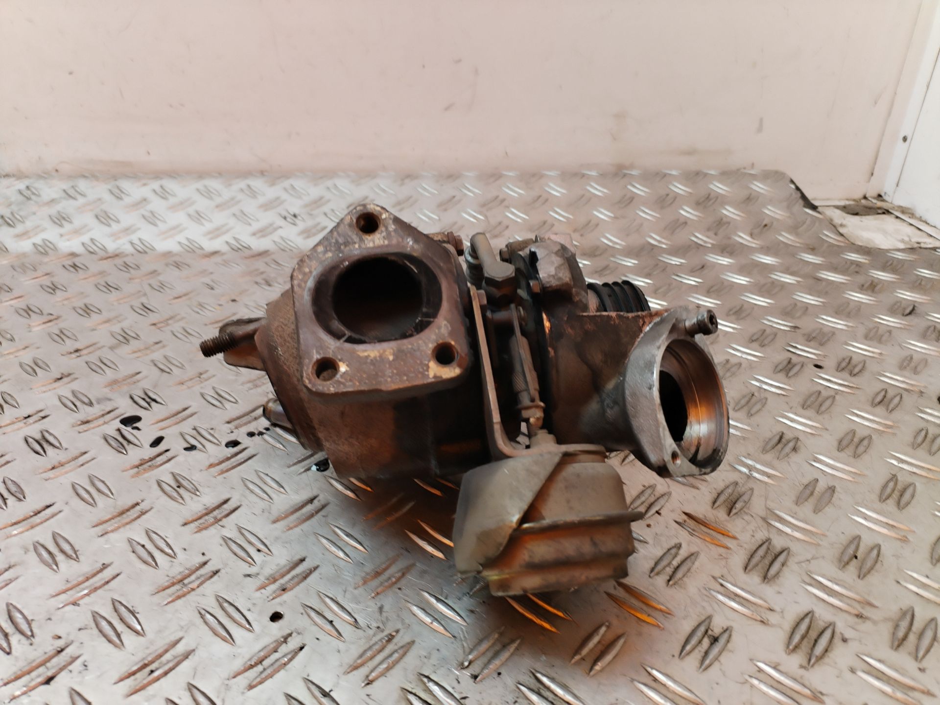 TURBOCOMPRESOR 128037