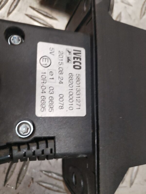 PEDAL ACELERADOR 129656