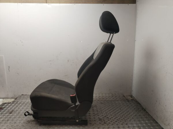 ASIENTO DELANTERO DERECHO 129537