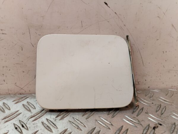 TAPA EXTERIOR COMBUSTIBLE 129981