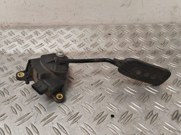 PEDAL ACELERADOR 129305