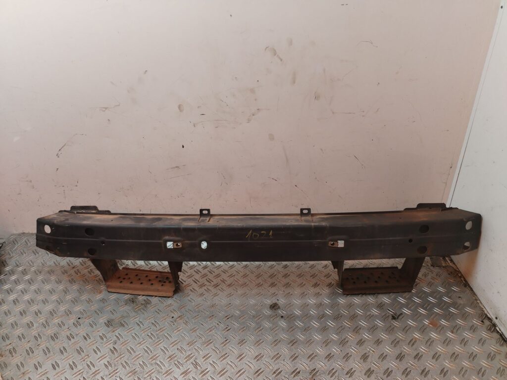 REFUERZO PARAGOLPES DELANTERO 129882