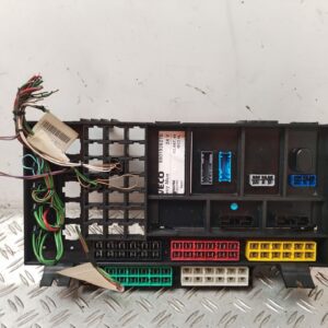 CAJA RELES / FUSIBLES 129646