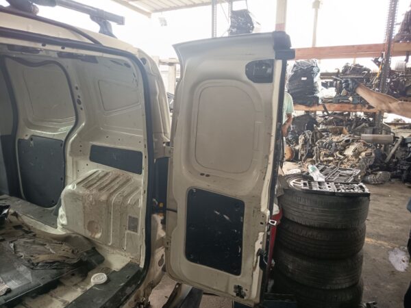 PORTON TRASERO DERECHO 129931