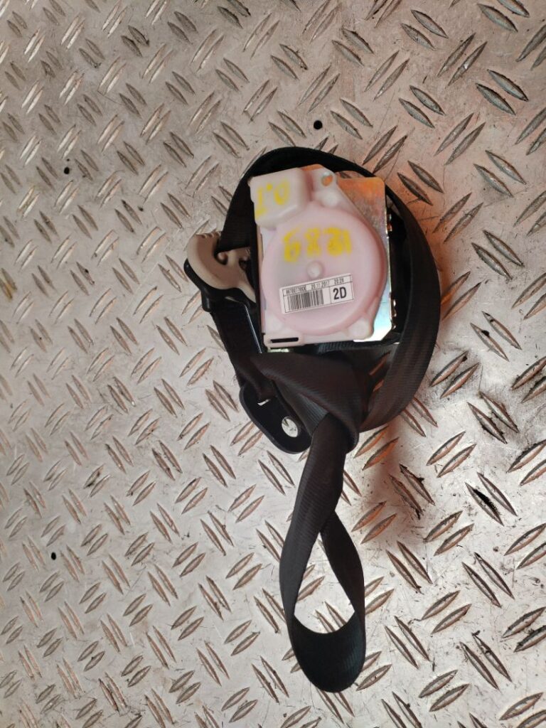 CINTURON SEGURIDAD TRASERO DERECHO 130335