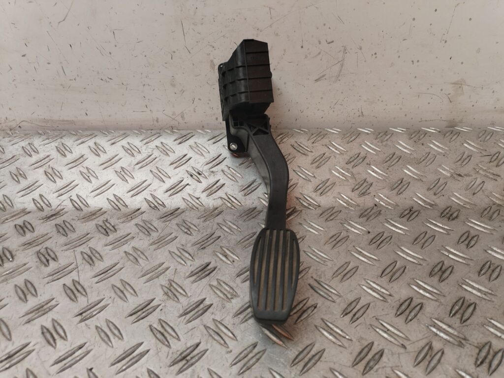 PEDAL ACELERADOR 128353