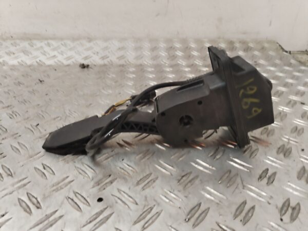 PEDAL ACELERADOR 129656