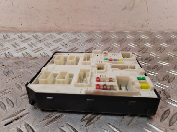 CAJA RELES / FUSIBLES 129955