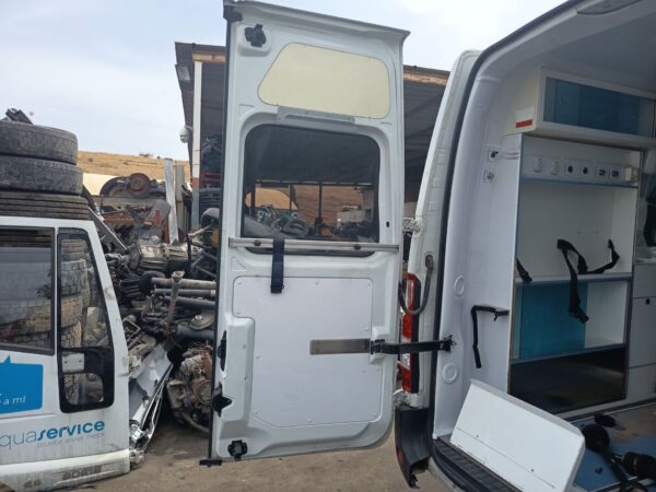 PORTON TRASERO IZQUIERDO 129939